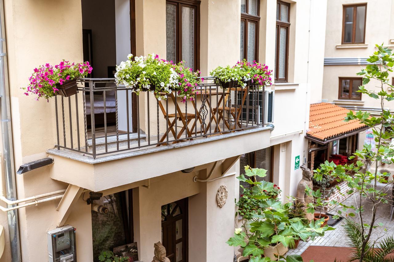 Bucharest Boutique By Jullie Aparthotel Exterior photo