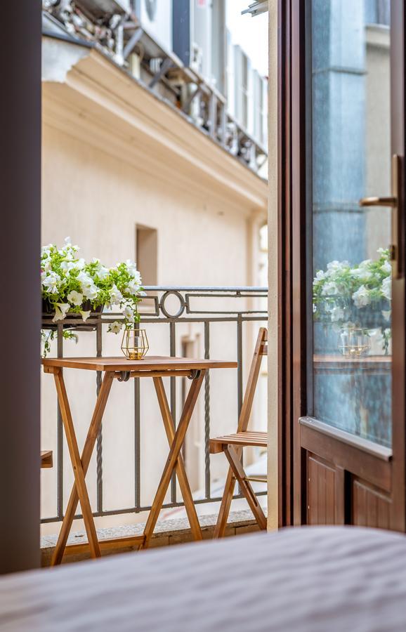 Bucharest Boutique By Jullie Aparthotel Exterior photo