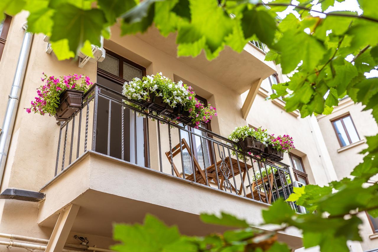 Bucharest Boutique By Jullie Aparthotel Exterior photo