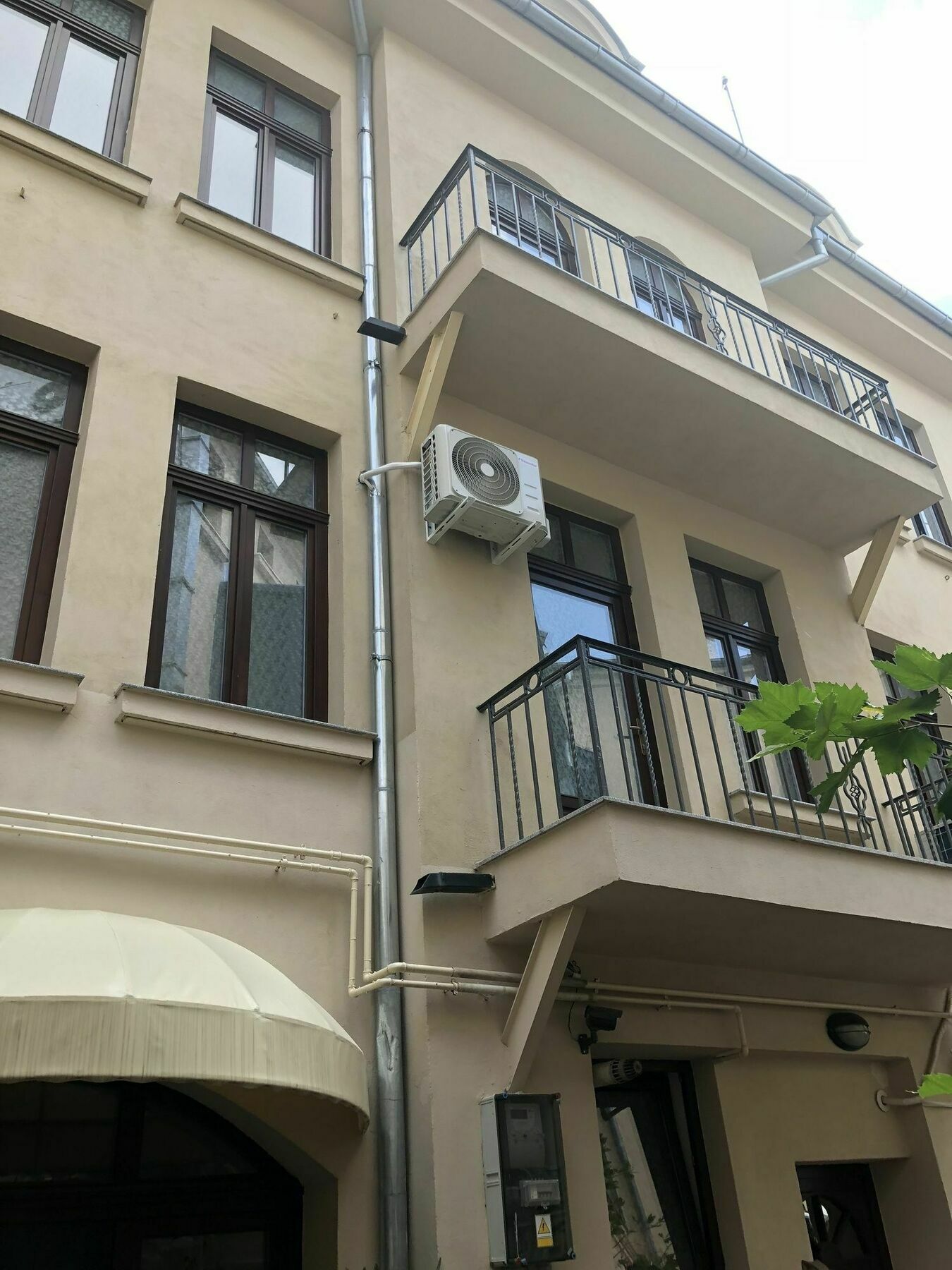 Bucharest Boutique By Jullie Aparthotel Exterior photo